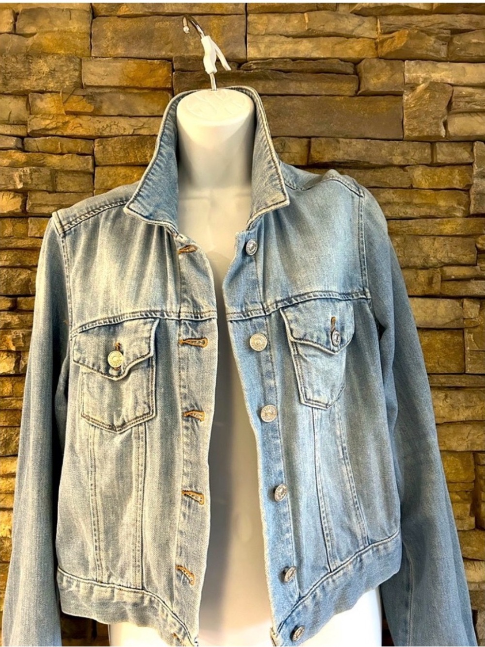 Paige Light Wash Denim Jacket Button Women's M